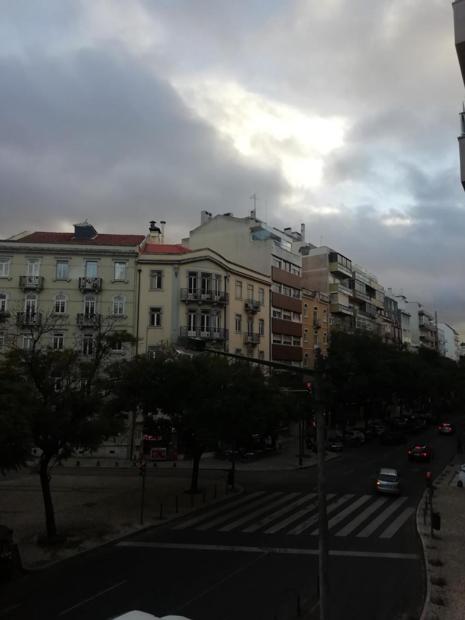 Apolo Bed & Breakfast Lisbon Exterior photo